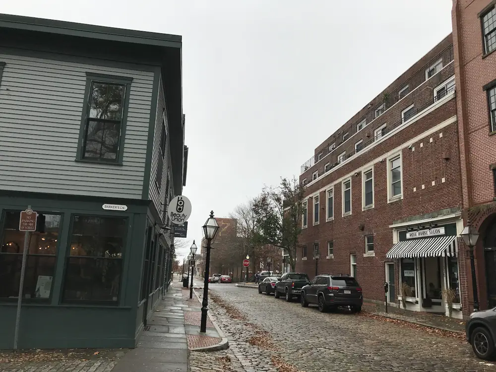 Acushnet Avenue in New Bedford