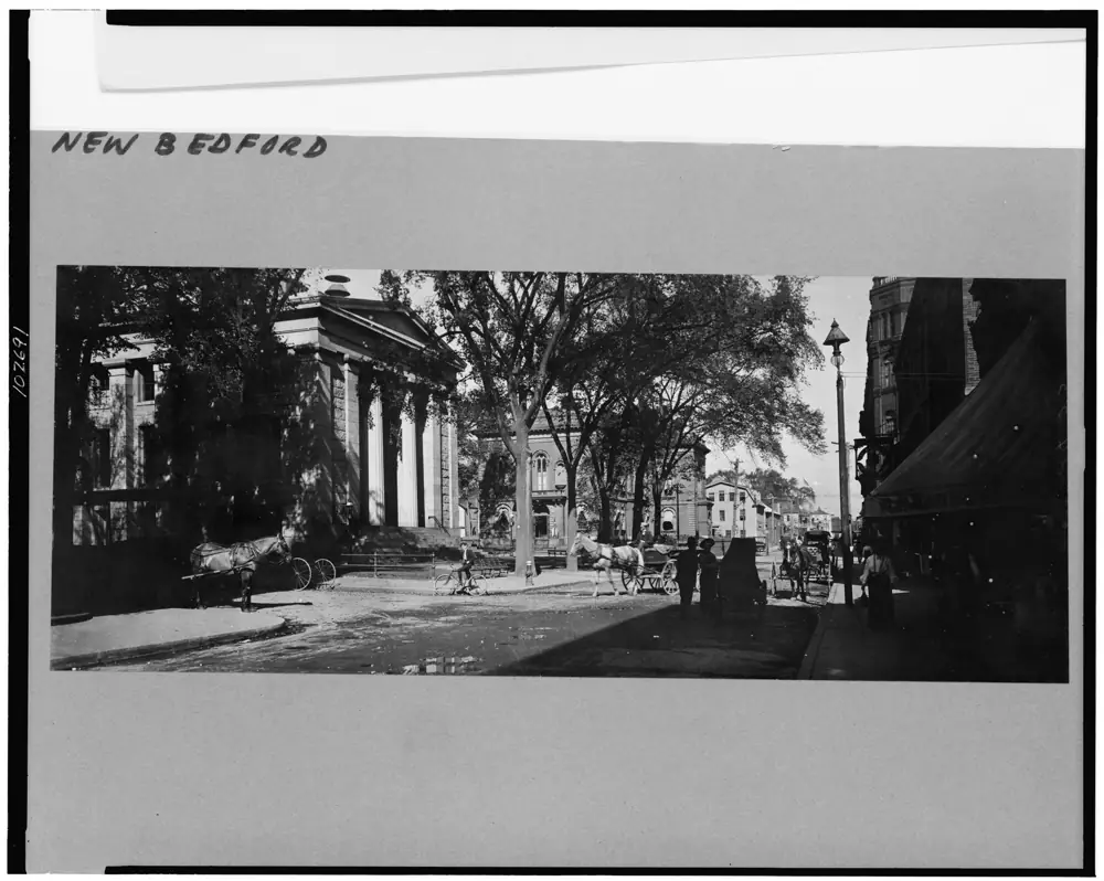 Street scene in New Bedford, Massachusetts, 1905